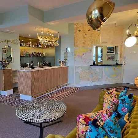 The Club Hotel 4*